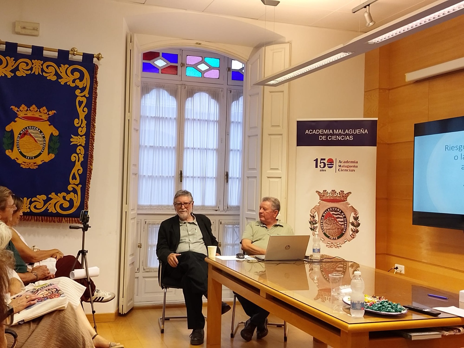 EL ACADÉMICO DR. ANTONIO DIÉGUEZ LUCENA INTERVIENE EN LOS “DEBATES EN MORATÍN” DE LA ACADEMIA MALAGUEÑA DE CIENCIAS